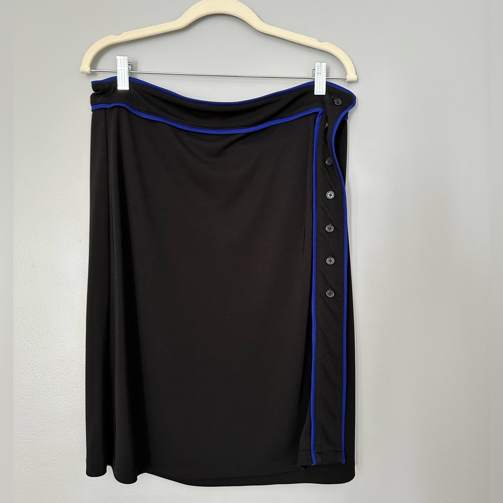 Isaac Mizrahi For Target  large Black Skirt With Blue Accent